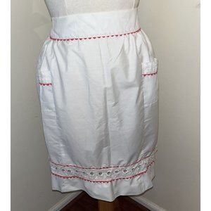 Vintage Half Apron White Fabric Has 2 Pockets Bright Pink Zig Zag Trim Tiny Flaw